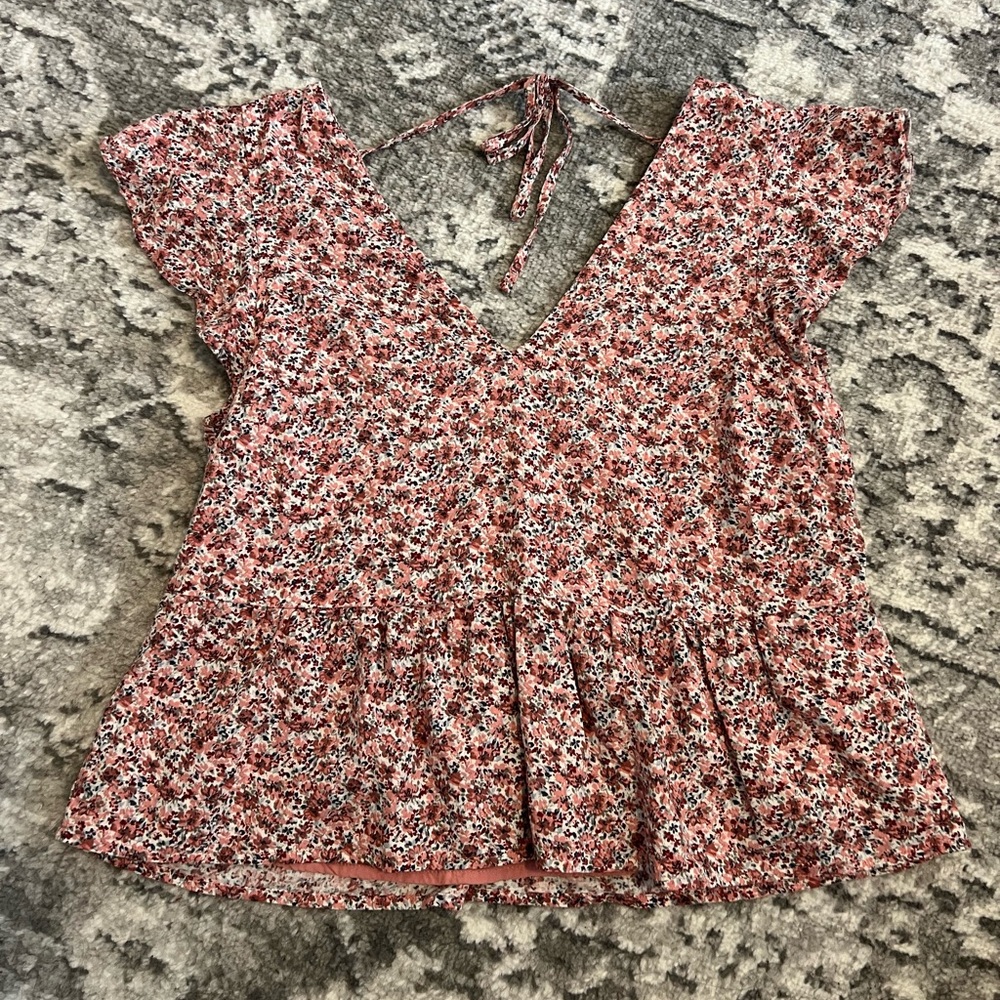 Abercrombie & Fitch Pink Floral Peplum Tie Neck Cap Sleeve Blouse
